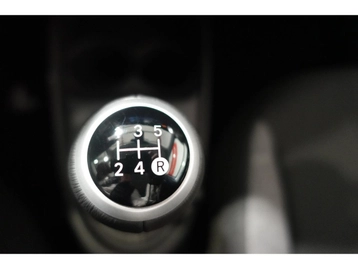 Image véhicule  Toyota AYGO (10)