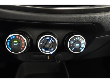 Image véhicule  Toyota AYGO (9)