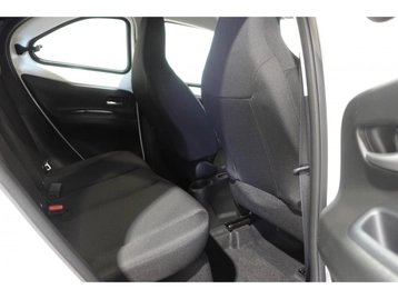 Image véhicule  Toyota AYGO (2)