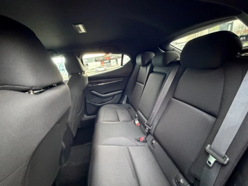 Image véhicule  Mazda MAZDA 3 (25)