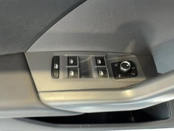 Image véhicule  Volkswagen T-CROSS (11)