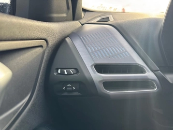 Image véhicule  BMW SÉRIE 1 (20)