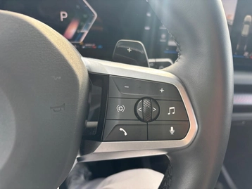 Image véhicule  BMW SÉRIE 1 (24)