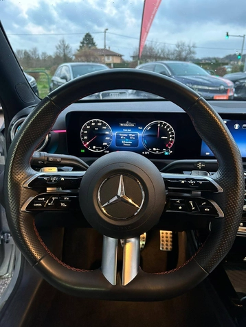 Image véhicule  Mercedes CLASSE A (11)