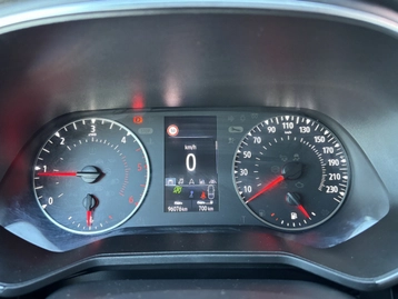 Image véhicule  Renault CLIO (10)