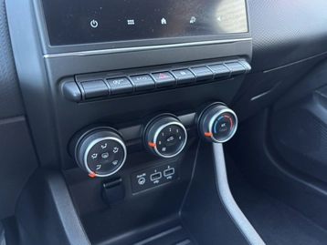 Image véhicule  Renault CLIO (18)