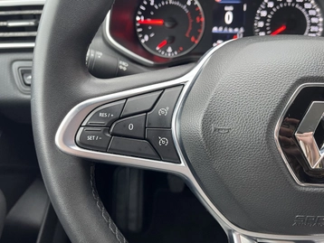 Image véhicule  Renault CLIO (8)