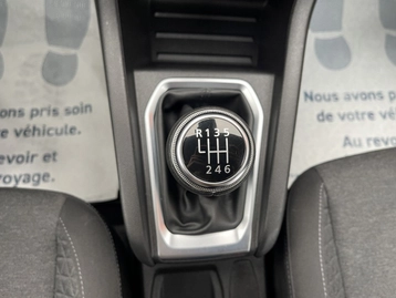 Image véhicule  Renault CLIO (22)