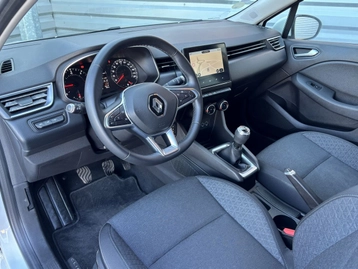 Image véhicule  Renault CLIO (2)