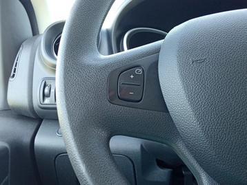 Image véhicule  Renault TRAFIC (38)
