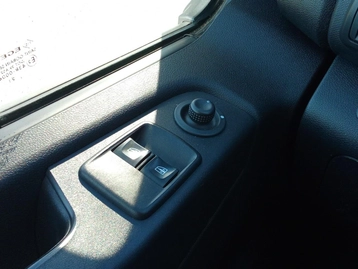 Image véhicule  Renault TRAFIC (40)
