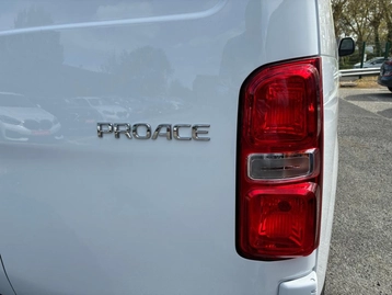 Image véhicule  Toyota PROACE (18)