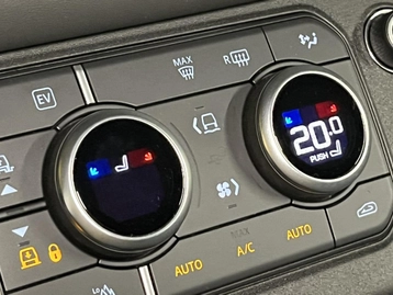 Image véhicule  Land Rover Defender (19)