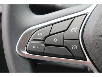 Image véhicule  Renault ARKANA (21)