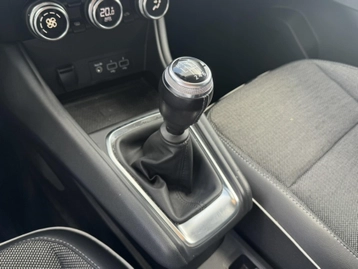 Image véhicule  Renault CAPTUR (33)