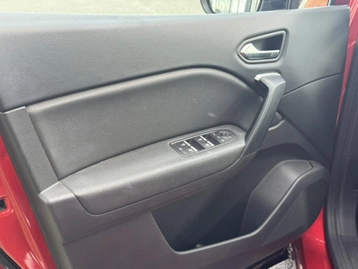 Image véhicule  Renault CAPTUR (38)