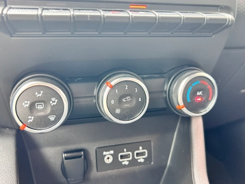 Image véhicule  Renault CLIO V (15)