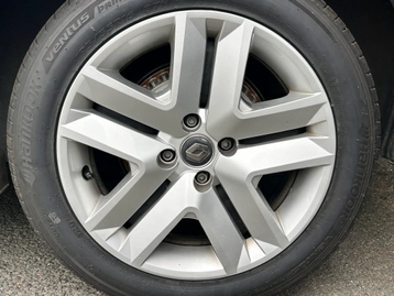 Image véhicule  Renault CLIO V (5)