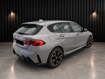 Image véhicule  BMW SÉRIE 1 F70 (1)