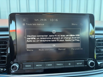 Image véhicule  Kia RIO (12)
