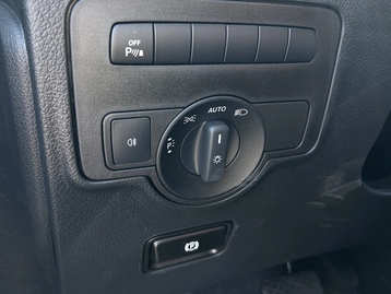 Image véhicule  Mercedes VITO (16)