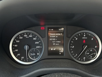 Image véhicule  Mercedes VITO (14)