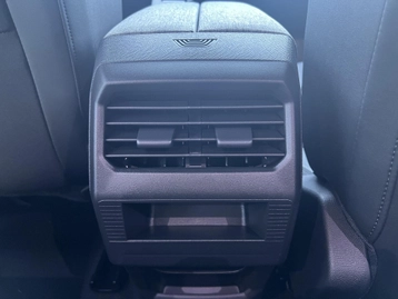 Image véhicule  Peugeot 3008 (17)