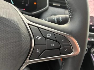 Image véhicule  Renault CLIO (26)