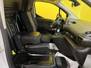 Image véhicule  Fiat DOBLO (38)