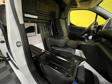 Image véhicule  Fiat DOBLO (41)