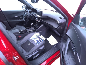 Image véhicule  Peugeot 2008 (2)