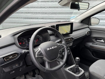 Image véhicule  Dacia Sandero Stepway (3) (2)