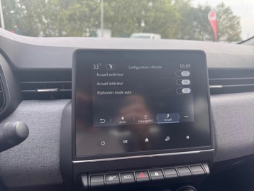 Image véhicule  Renault CLIO (29)