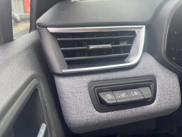 Image véhicule  Renault CLIO (13)