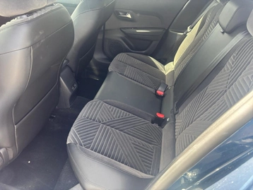 Image véhicule  Lancia YPSILON (18)