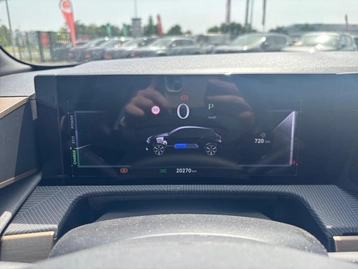 Image véhicule  Lancia YPSILON (26)