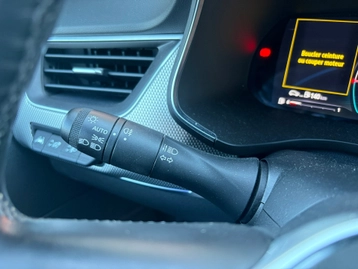 Image véhicule  Renault ARKANA (20)