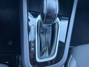 Image véhicule  Renault ARKANA (16)