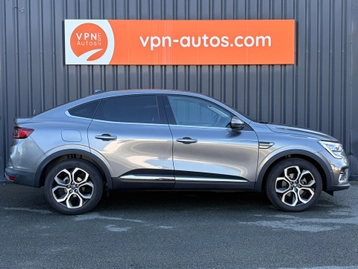 Image véhicule  Renault ARKANA (3)