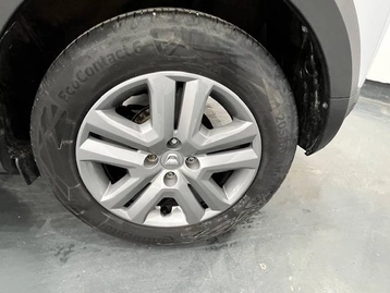 Image véhicule  Dacia SANDERO (17)
