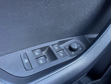 Image véhicule  Skoda Karoq (23)