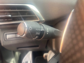 Image véhicule  Peugeot 5008 (12)