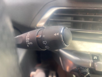 Image véhicule  Peugeot 5008 (13)