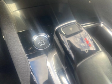 Image véhicule  Peugeot 5008 (7)