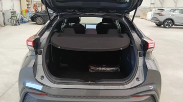 Image véhicule  Toyota C-HR (12)