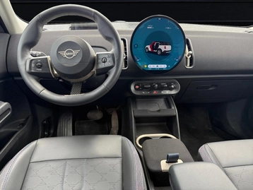 Image véhicule  Mini COUNTRYMAN (9)