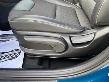 Image véhicule  Kia NIRO (42)