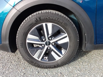 Image véhicule  Kia NIRO (23)