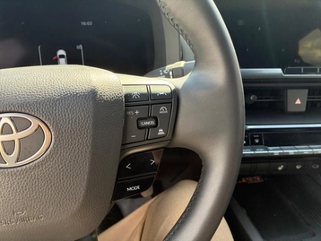 Image véhicule  Toyota C-HR (25)