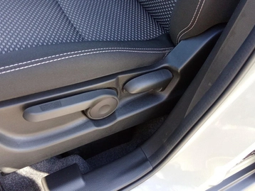 Image véhicule Suzuki VITARA (15) Image véhicule Suzuki VITARA (15)